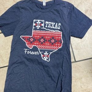 Women’s tshirt size small